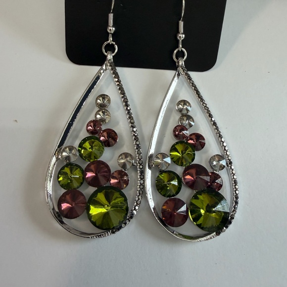 🧡10/$10 Paparazzi Silver and Green Teardrop Earrings - Picture 2 of 5